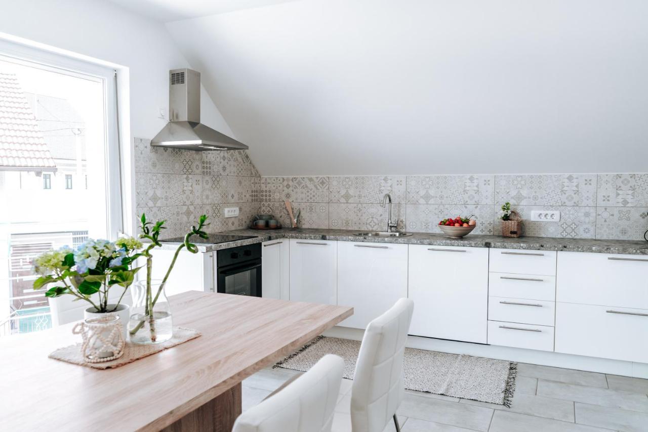 Villa Cerknisko Jezero 체르크니차 외부 사진